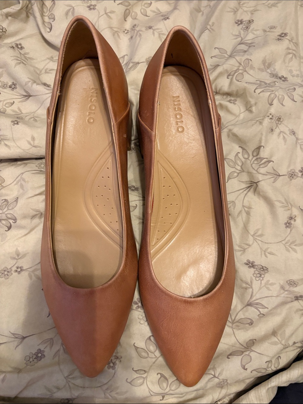 Nisolo Fiorela Go-To Mid Heel Pumps